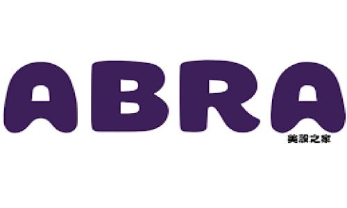 区块链扫盲指的是对区块链技术的基础知识进行普及和教育，使得非专业人士能够理解这一技术的基本概念、原理及其应用。随着区块链技术的发展，它在金融、物流、医疗等多个领域的应用越来越广泛，但许多人对其仍然存在误解或认知不足，因此需要进行“扫盲”。

区块链是一种分布式账本技术，其核心特点包括去中心化、不可篡改性和透明性。这意味着区块链数据由所有参与者共同拥有，任何人都无法单方面更改数据，从而增强了数据的安全性与可信度。

### 为什么了解区块链技术如此重要？

1. **技术变革的驱动力**：区块链被誉为继互联网之后最重要的技术革新之一。理解它可以帮助个人和企业把握未来的发展趋势。

2. **经济模式的转变**：很多行业的商业模式正在因为区块链而发生改变。通过学习区块链，能够更好地适应这些变化。

3. **提高信任度**：在涉及到数据共享和交易的场合，区块链提供了一种可信的方式来总结和记录这些数据。

了解这些基本概念后，我们可以进一步讨论一些常见问题，以帮助更深入地理解区块链技术。

### 区块链技术完全扫盲：从基础到应用